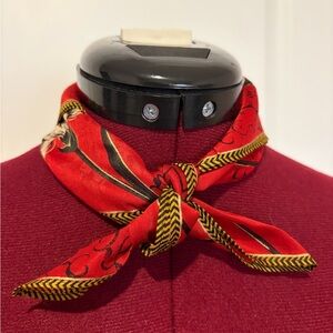 Junko Red Floral Scarf choker